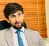 حمید فرهادی خبرنگار روزنامه اطلاعات روز بعد از دو سال از زندان آزاد شد